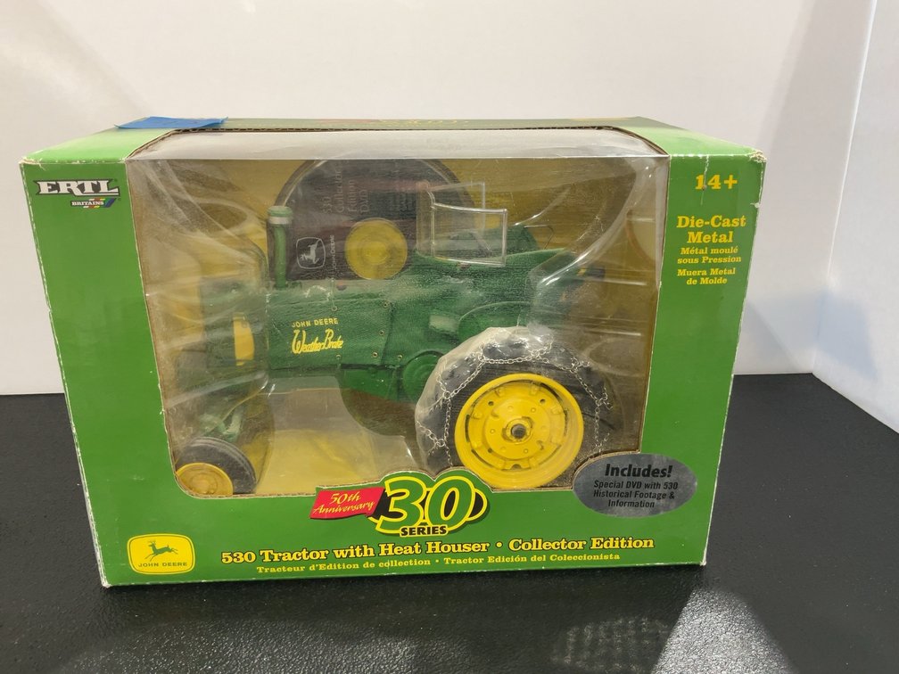 John Deere 530 Tractor with Heat Houser