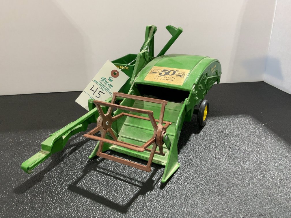 John Deere No 12 A combine