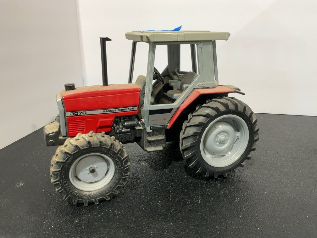 Massey Ferguson 3070