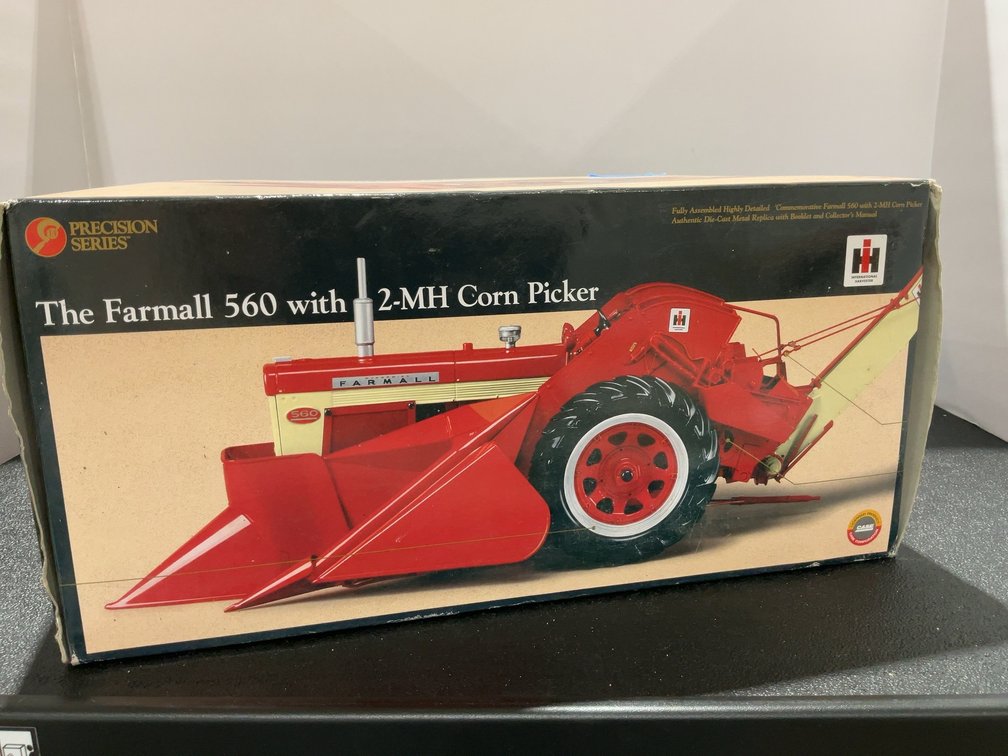 Farmall 560 with 2-MH Corn Picker