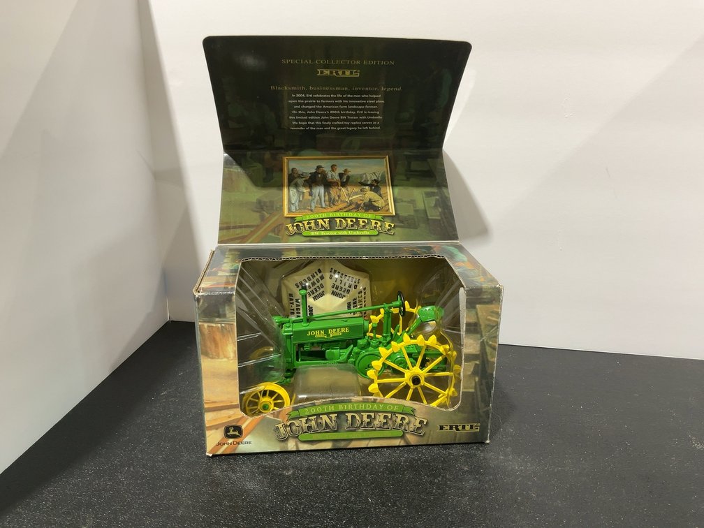 John Deere BW with umbrella