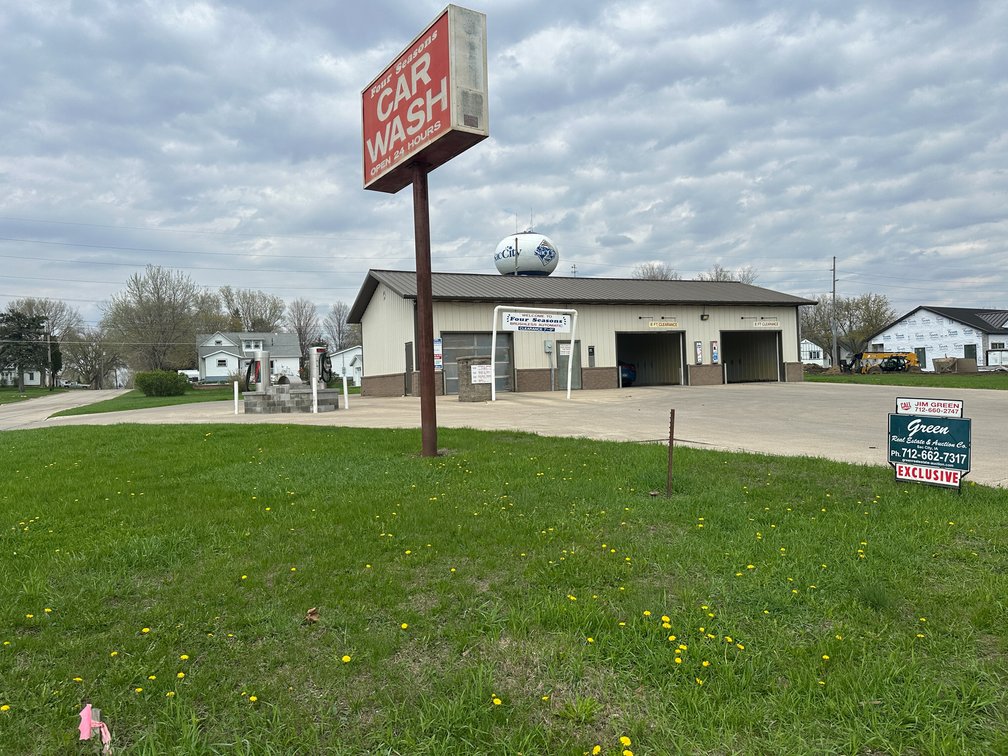 Image for Four Seasons Car Wash For Sale!