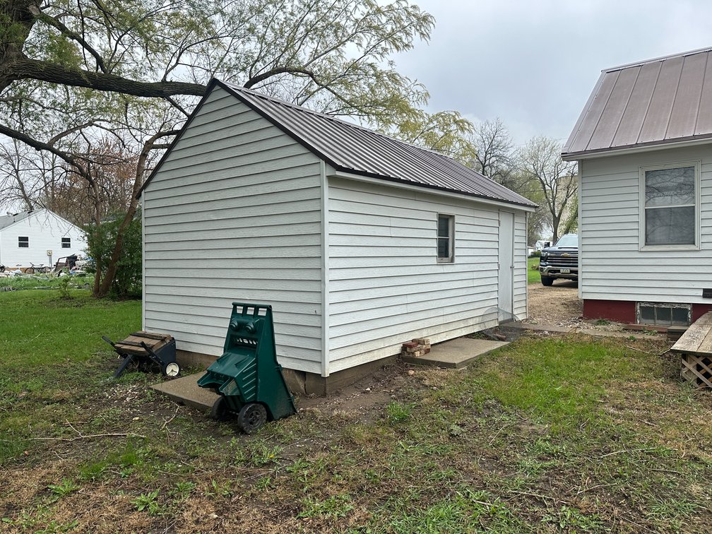 Image for 107 E South Street, Early!
