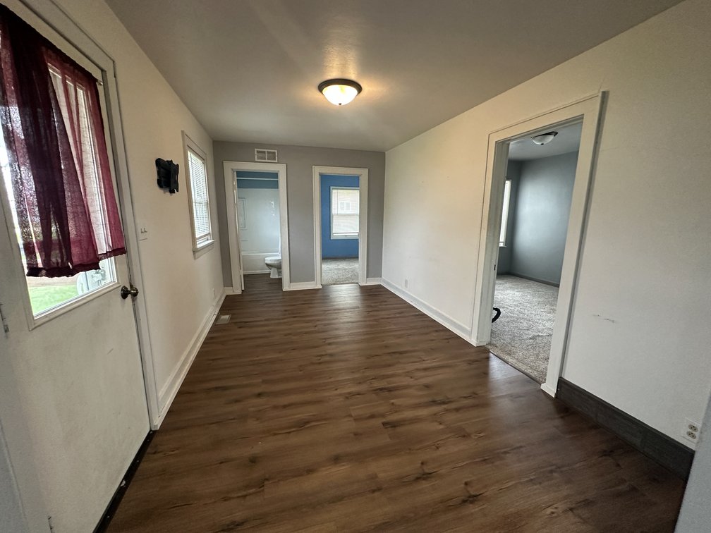 Image for 107 E South Street, Early!