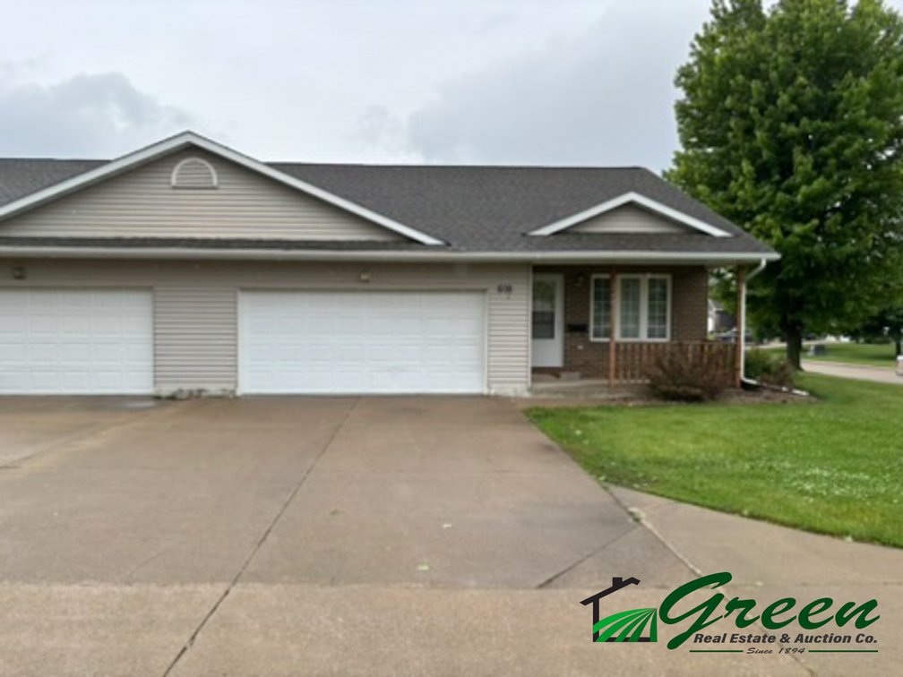 Image for 608/612 N Main St., Wall Lake!