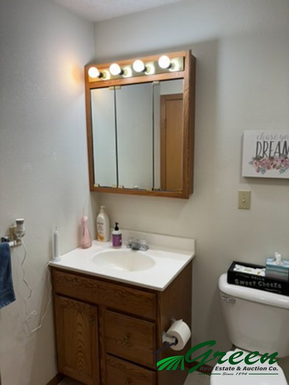 Image for 608/612 N Main St., Wall Lake!