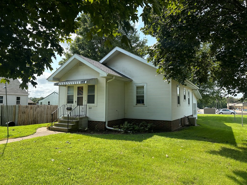 Image for 1605 Early Street, Sac City!