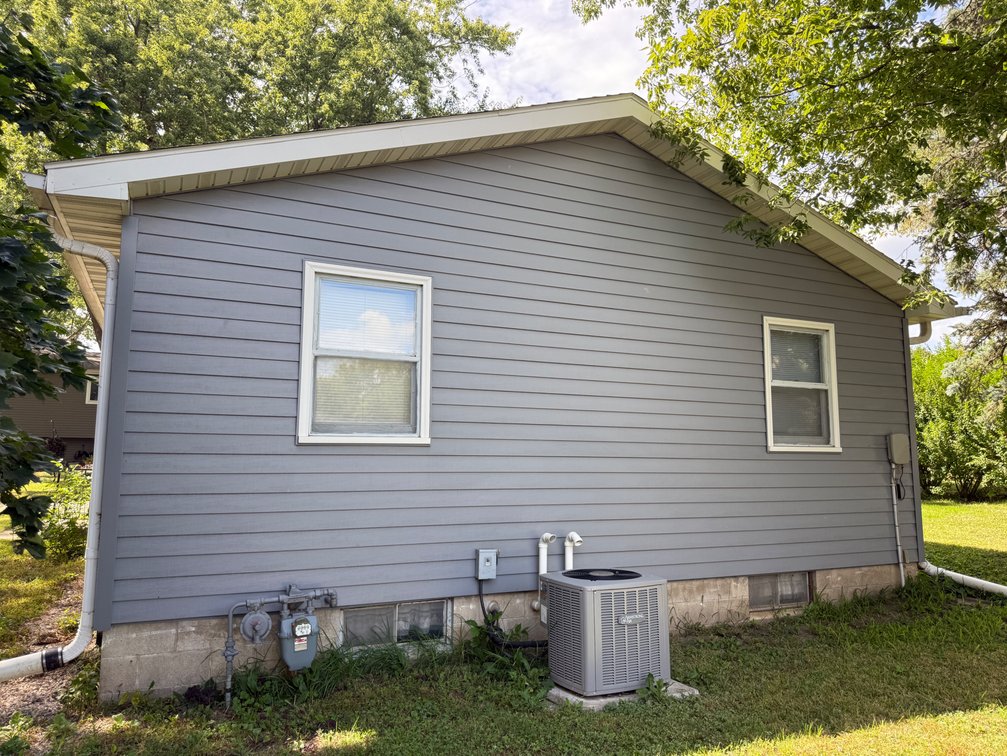 Image for Online Only Lake View Real Estate Auction!