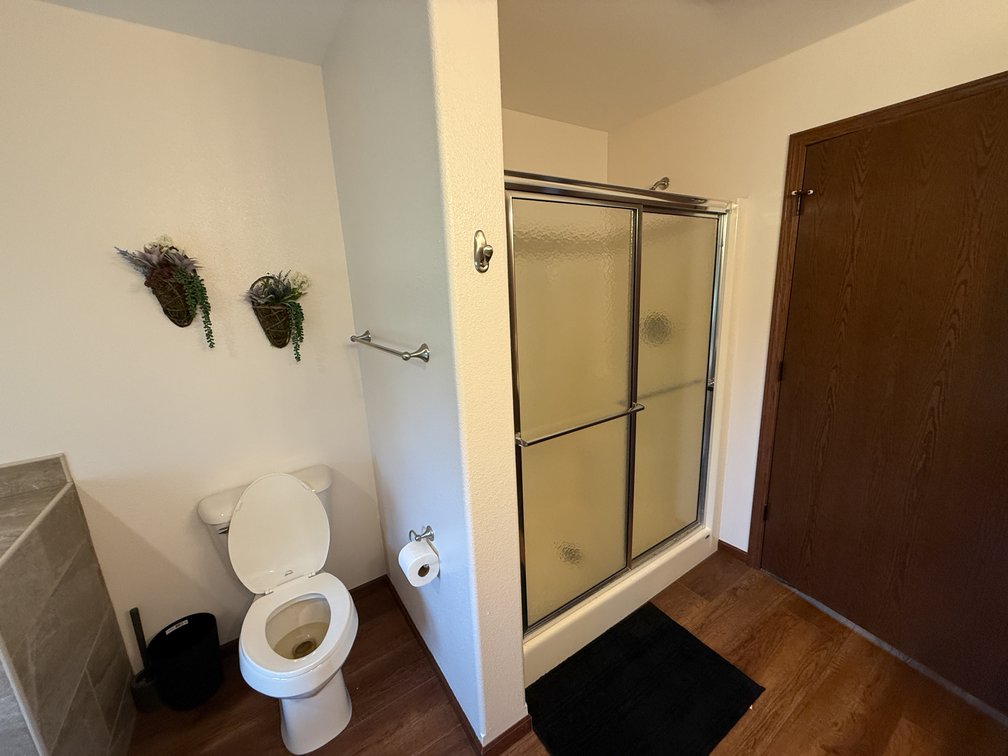 Image for 6057 210th Avenue, Newell!