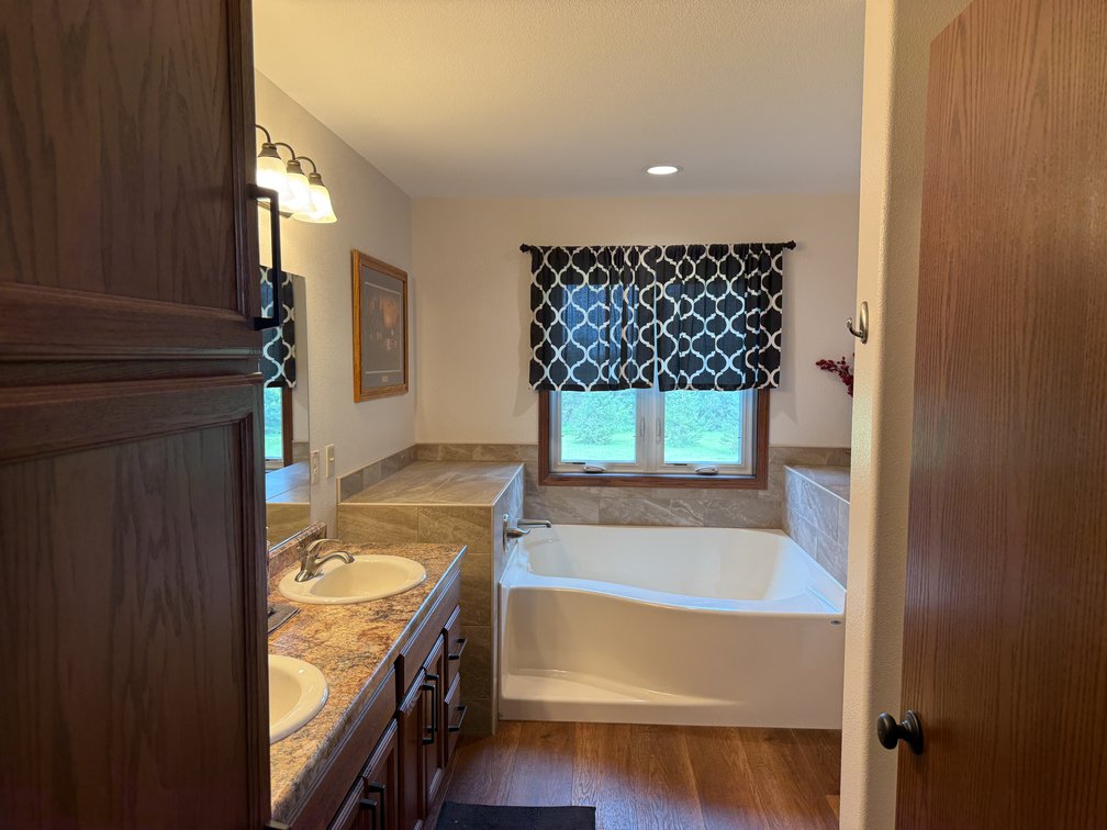 Image for 6057 210th Avenue, Newell!