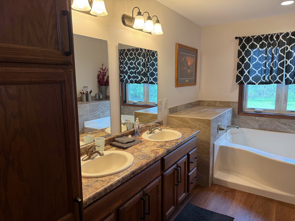 Image for 6057 210th Avenue, Newell!
