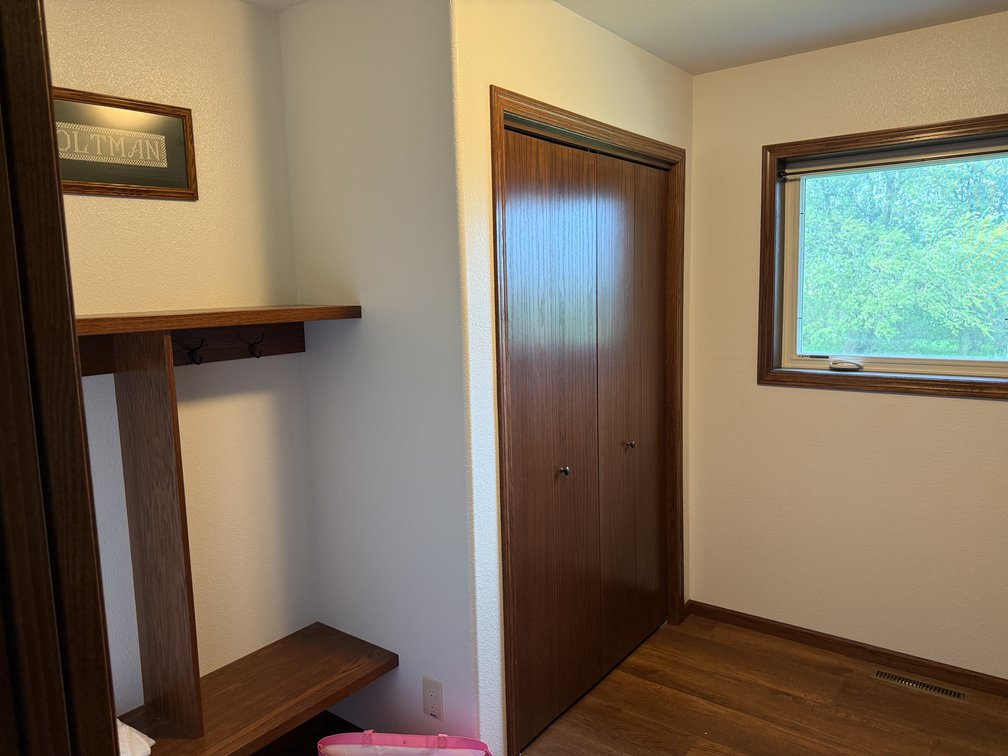 Image for 6057 210th Avenue, Newell!