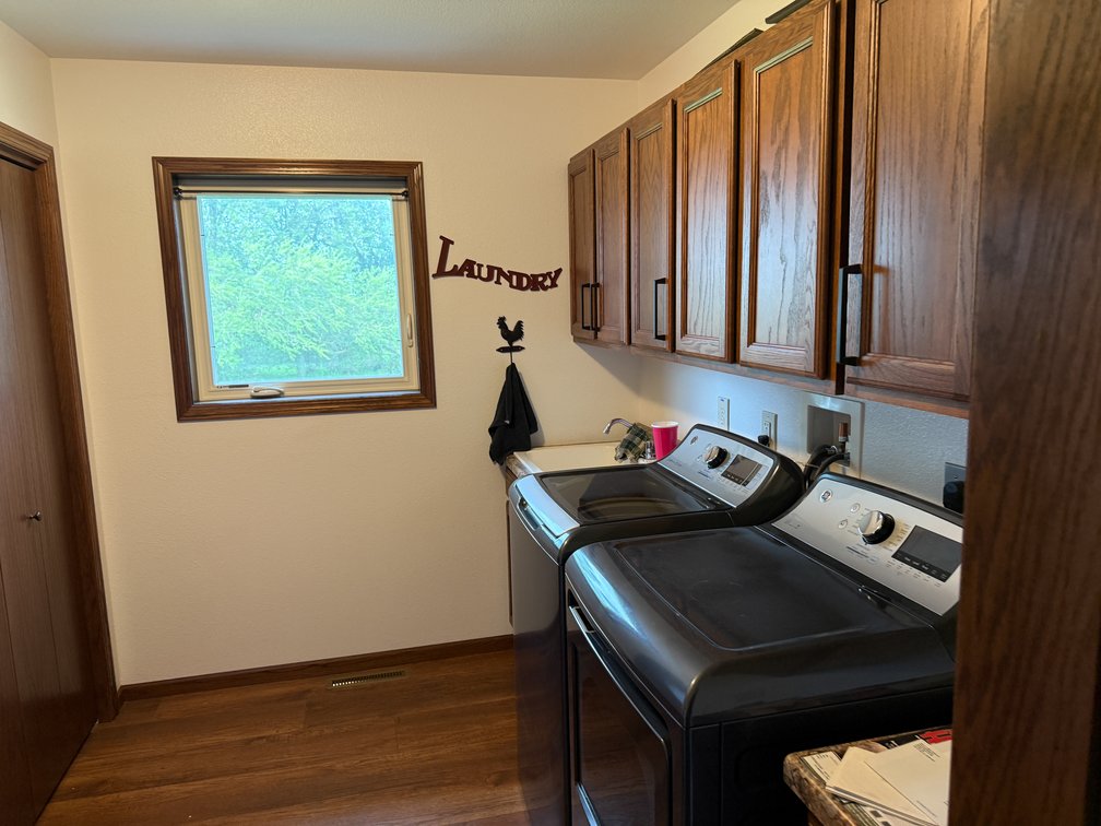 Image for 6057 210th Avenue, Newell!