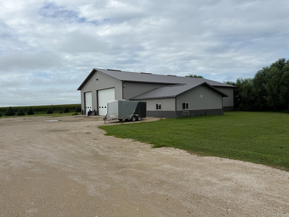 Image for 6057 210th Avenue, Newell!