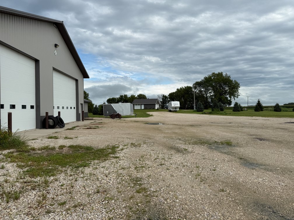 Image for 6057 210th Avenue, Newell!
