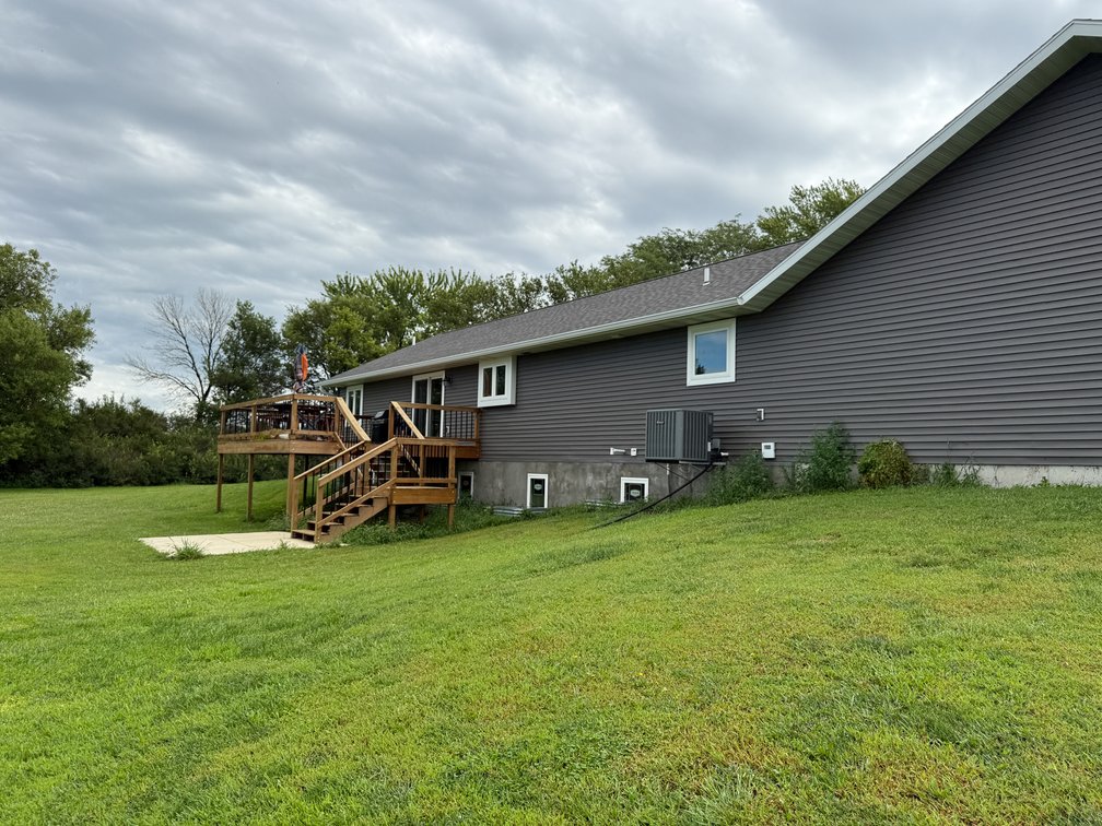 Image for 6057 210th Avenue, Newell!