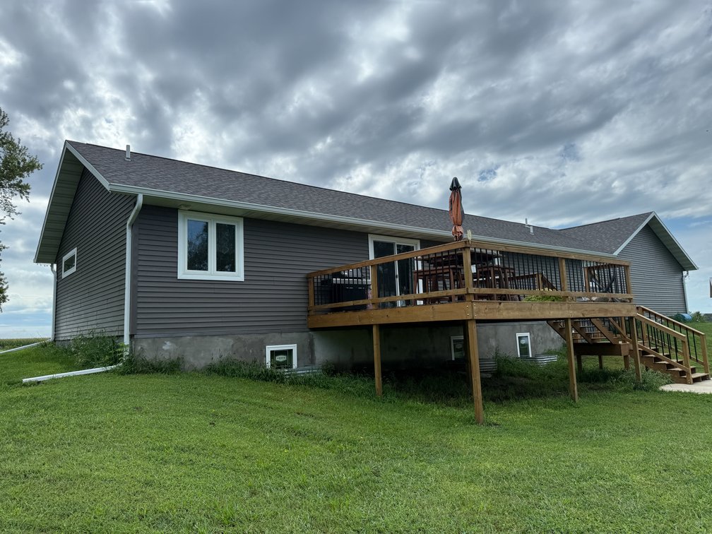 Image for 6057 210th Avenue, Newell!