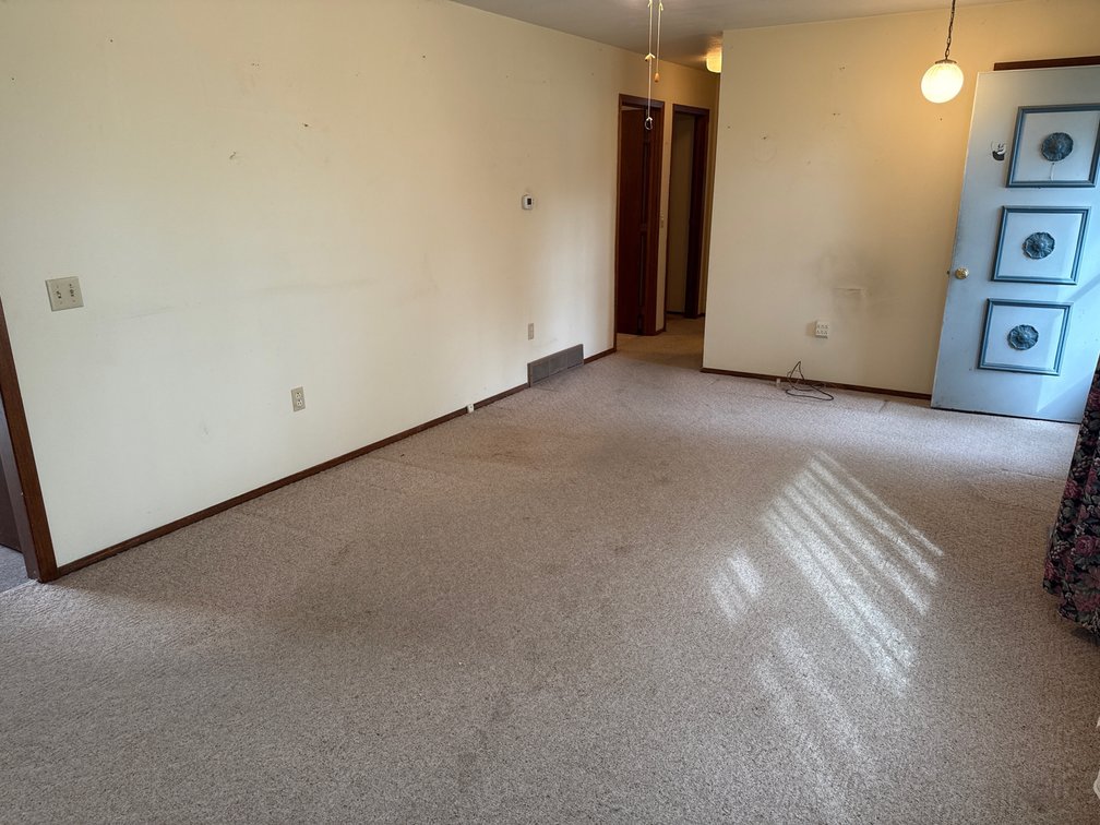 Image for Online Only Lake View Real Estate Auction!