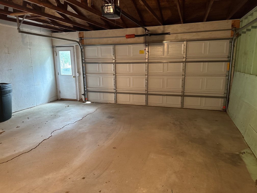 Image for Online Only Lake View Real Estate Auction!