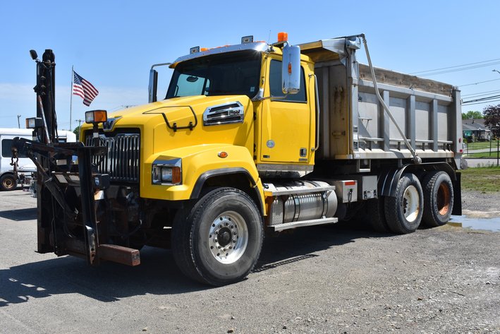 Image for 2014 Western Star 4700 SF  VIN: 5KKHAVDV4EPFV8484
