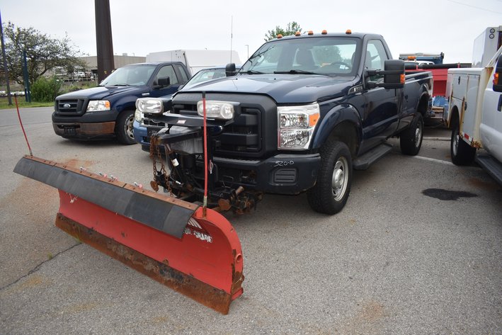 Image for 2014 Ford F-250 Super Duty XL w/ Plow (320-D)  VIN: 1FTBF2B62EEB28254