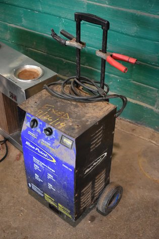 Image for Blue Point EEBC100 Battery Charger