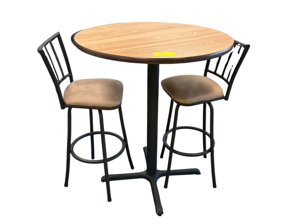 Pub Table w/ 2 Stools