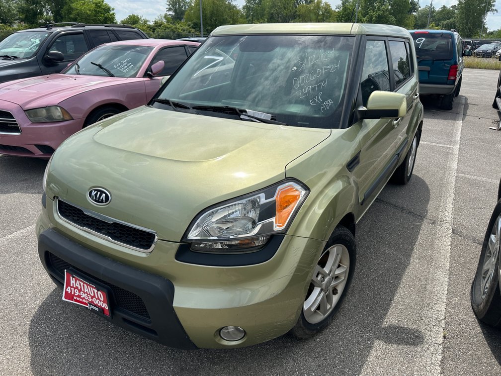2011 Green Kia Soul