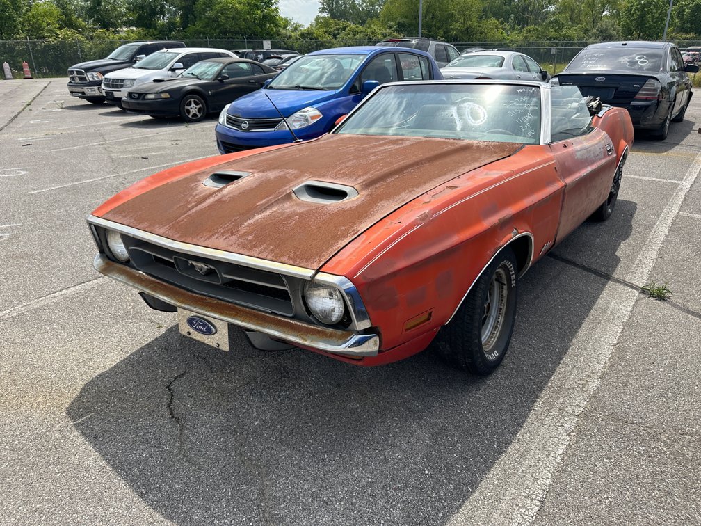 1971 Orange Ford Mustang