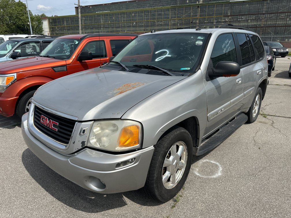 2005 Tan GMC Envoy