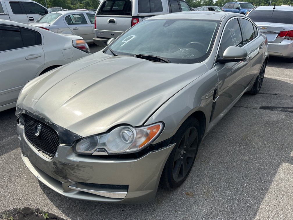 2010 Gold Jaguar XF