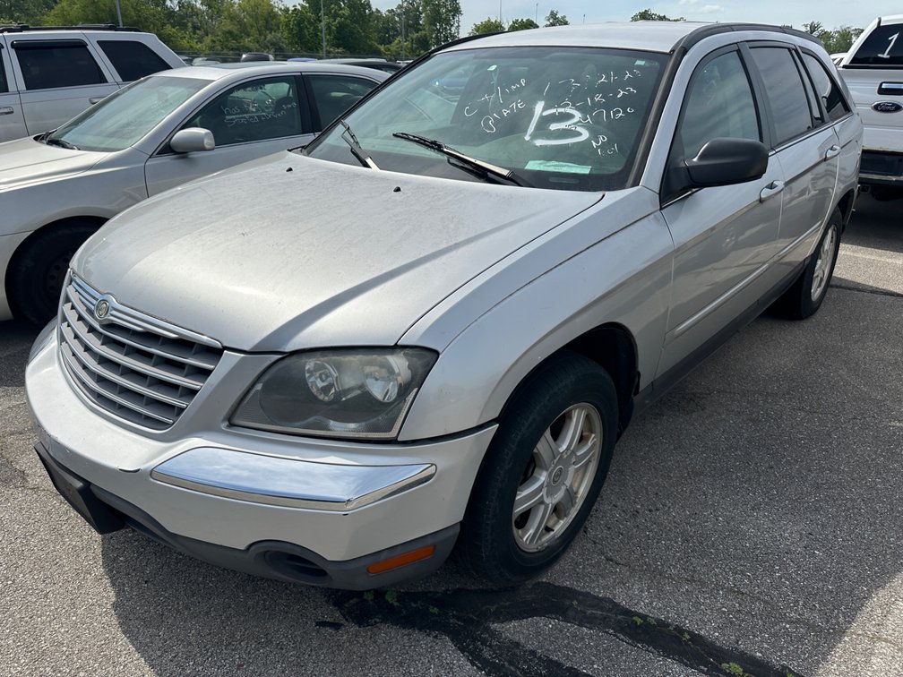2005 Silver Chrysler Pacifica