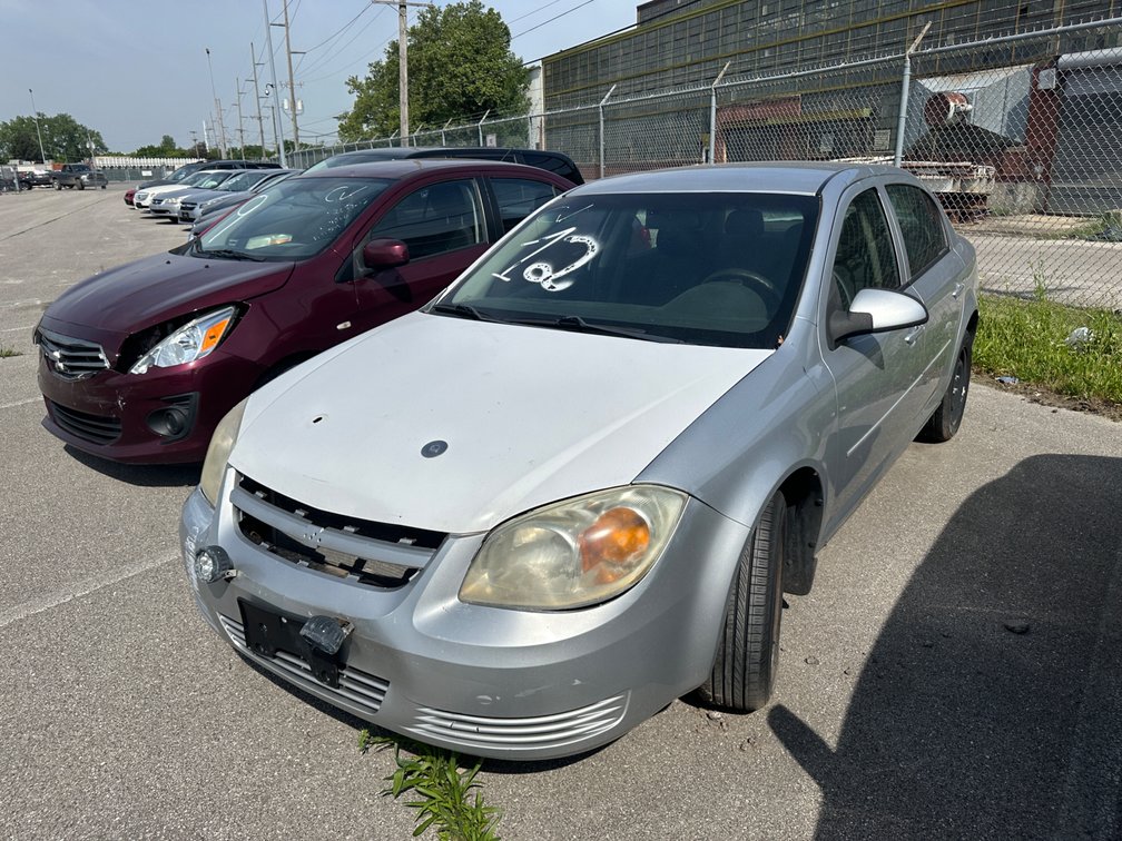 2010 Silver Chevrolet Cobalt 