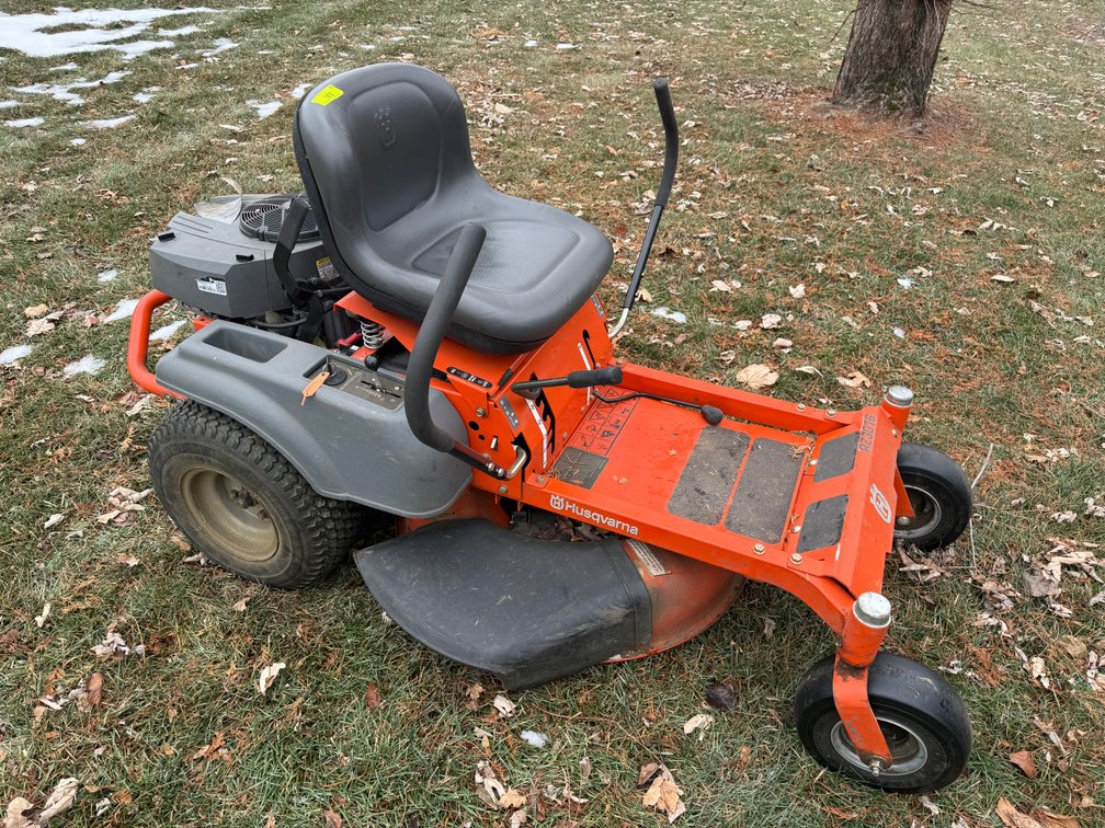 S- Husqvarna RZ3016 30" Deck Riding Mower