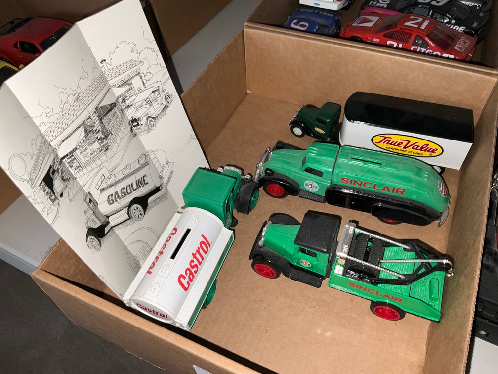LR- Castro, Sinclair, True Value Model Cars & Bank