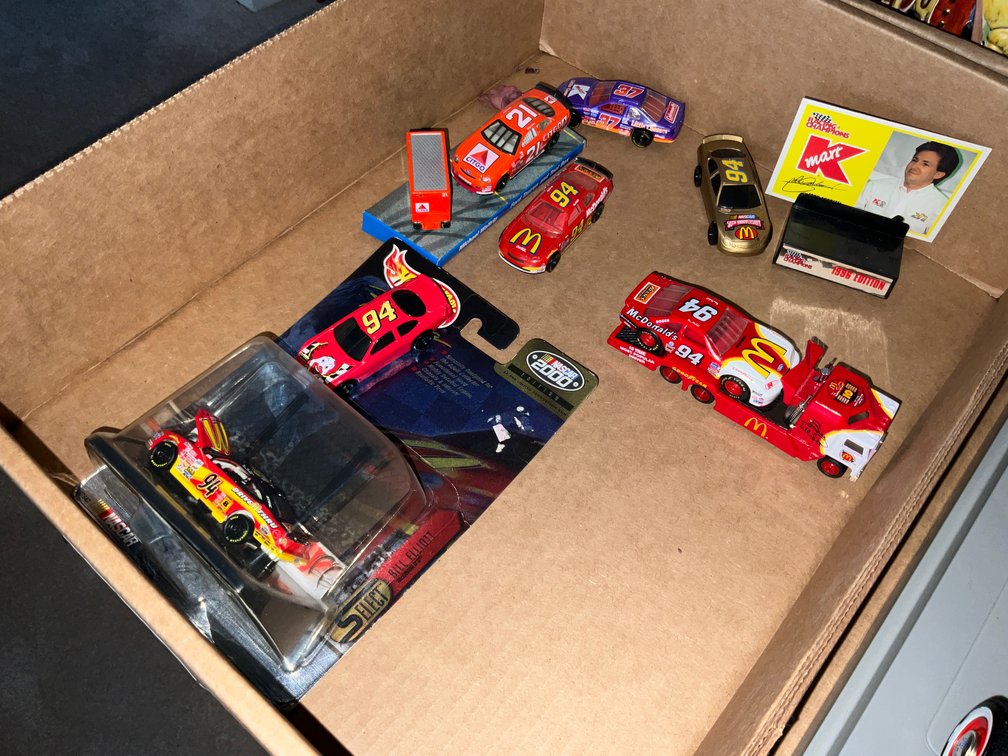 LR- NASCAR Model Cars