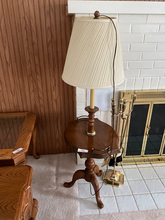 LR- Wood End Table/Lamp