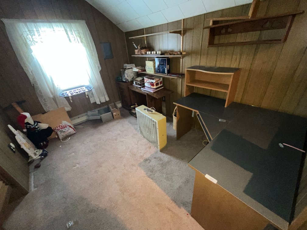 UP- Contents Of Room