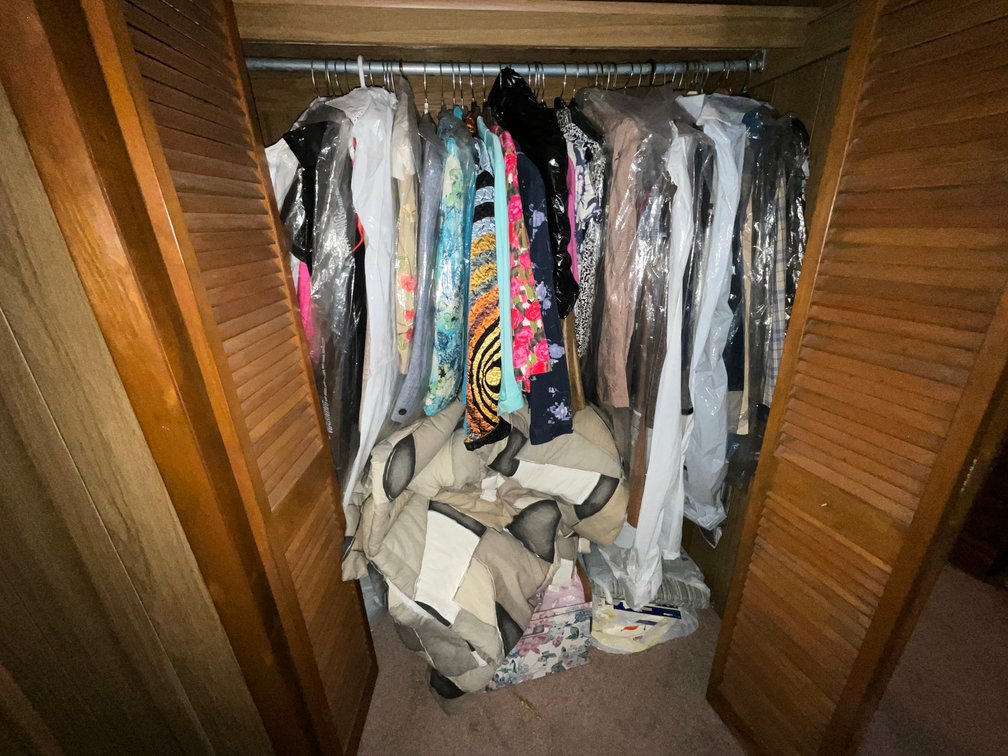 UP- Contents Of Closet