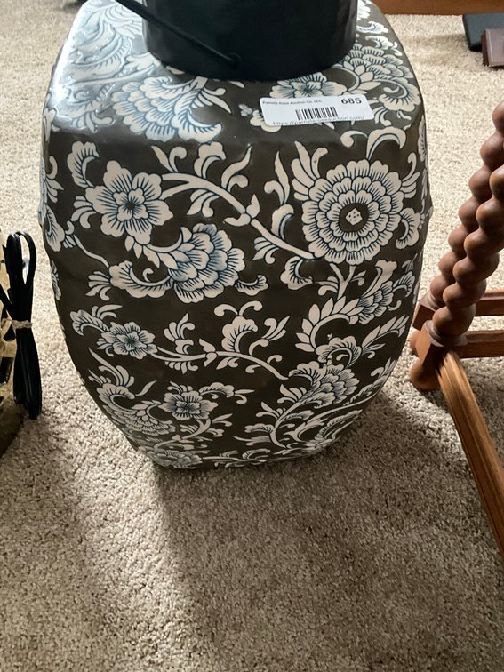 Small Pedestal