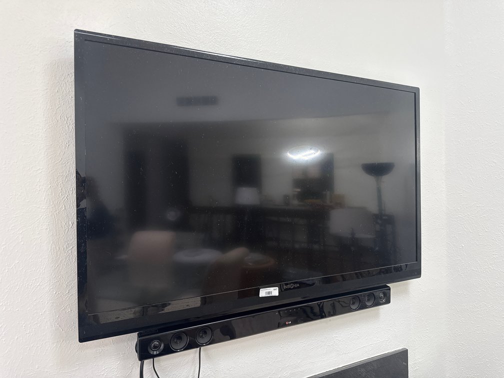 54" Insignia TV With Sound Bar