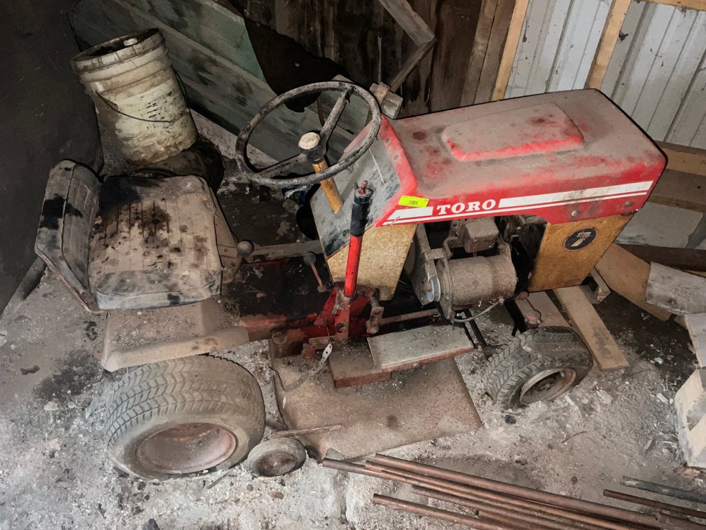 Toro Mini-Tractor