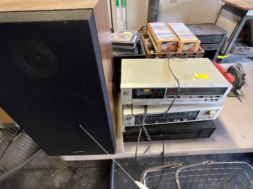 Technics RS-B10 Stereo Cassette Deck, SA-120 FM/AM Receiver, Speaker