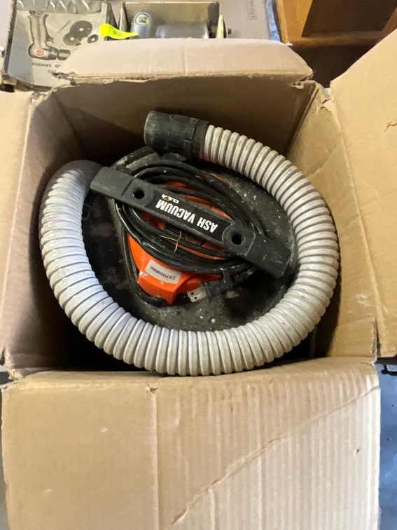Cleva Ash Vacuum