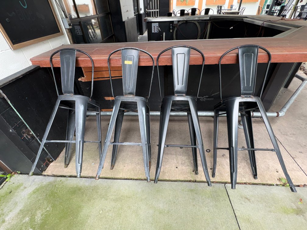 Bar145- (4) Black Metal Bar Chairs