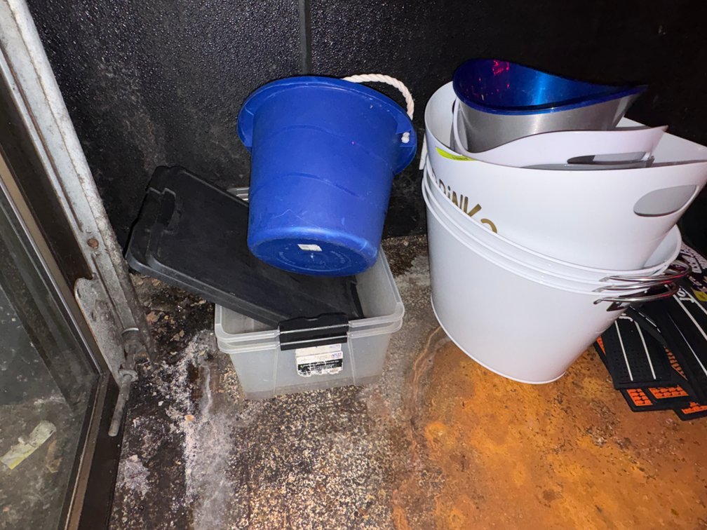 Bar145- Beverage Tubs, Buckets, and Tote