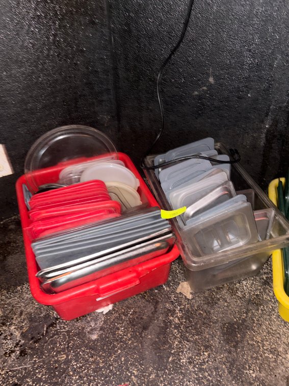 Bar145- Food Pan Lids and Storage Bins