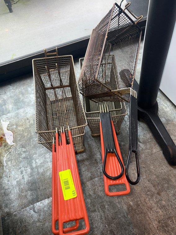 Bar145- Commercial Deep Fryer Baskets