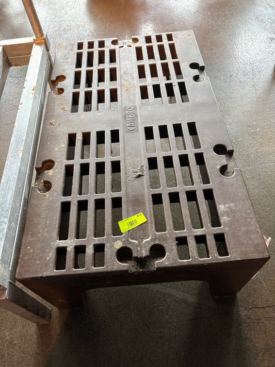 Bar145- Plastic Dunnage Rack