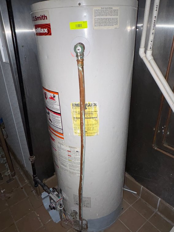 B3- Gas 40 Gallon Hot Water Tank